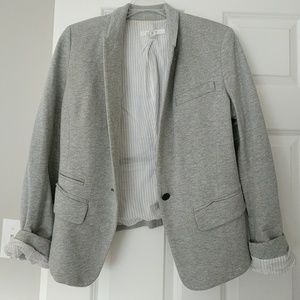 Jersey fabric grey blazer.